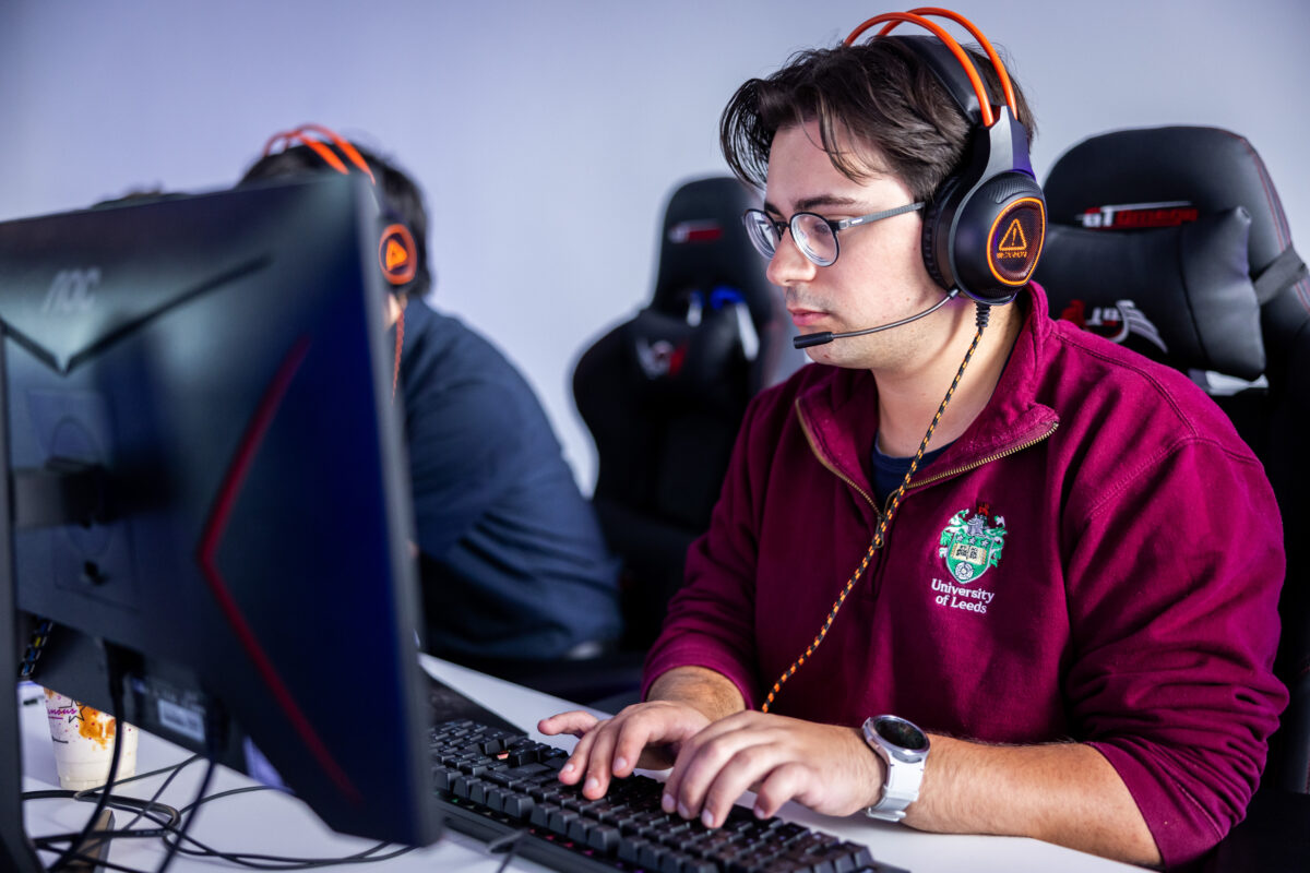 host AI music 210824 011